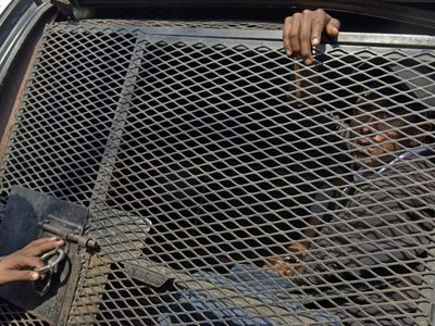 Secuestran en Matehuala a 50 migrantes que iban en autobús; Cártel del Golfo estaría implicado