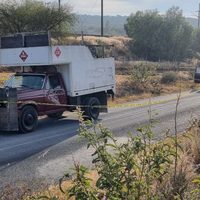 Comando explotó coches bomba para despistar y liberar a reos del penal: Gobierno de Hidalgo