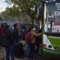 Habilitan 770 autobuses ante el cierre de seis estaciones del Metro