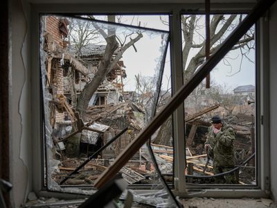 El TPI iniciará "de inmediato" la investigación por crímenes de guerra contra Rusia
