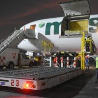 Llega a la CDMX otro embarque con 798 mil dosis de vacunas Pfizer para niños