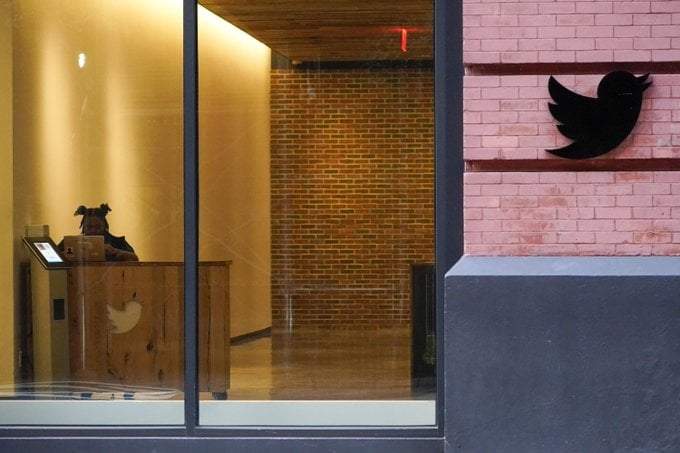 Empleados de Twitter se preparan para despidos masivos
