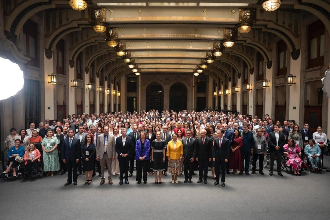 legisladores morena Foto X  @Claudiashein