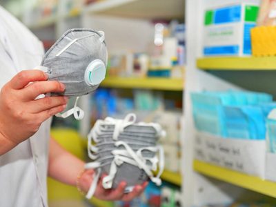 Crisis del coronavirus: las farmacias piden "que eviten ir a comprar"