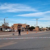 Un hombre fue atacado y asesinado mientras caminaba por una calle en Rincón de los Sauces
