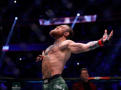 El increíble nocaut de McGregor en su regreso a la UFC