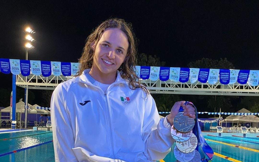 La nadadora mexicana María José Mata Cocco, gana 8 medallas en San Salvador 2023