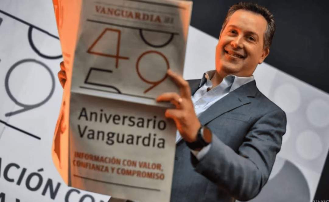 Detienen a director general de periódico Vanguardia; denuncian persecución politica