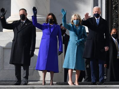Es oficial: Joe Biden y Kamala Harris asumen la presidencia de EE. UU.