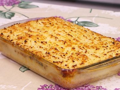Pastel de guiso de lentejas: una receta que une las dos pasiones de los argentinos y que es adictiva