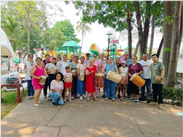 Uno de los grupos de mujeres que participará en el Tamboritón 3.0