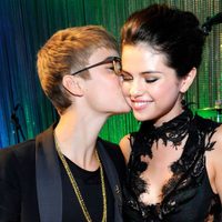 Polémico: Selena Gómez volvió a interactuar con Justin Bieber. ¡Se arrepintió al instante!