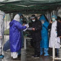 China reporta mil 532 víctimas de coronavirus