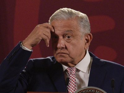 AMLO defiende nombramiento de Clara Luz Flores y pide evitar juicio sumario