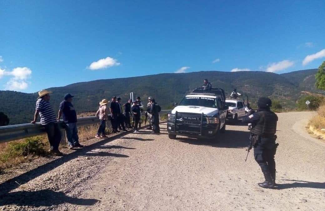 Patrullaje en zona de conflicto de la mixteca