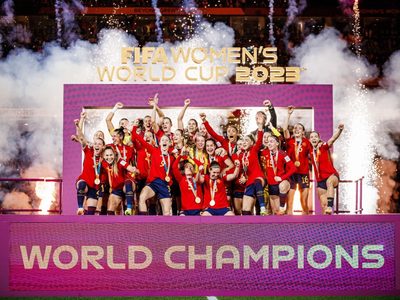 Campeonas frente a la testosterona del futbol español