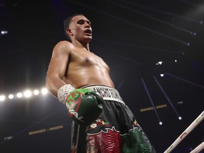 David Benavidez vence por decisión unánime a Olkesandr Gvozdyk