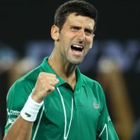 Novak Djokovic persigue una marca histórica de Roger Federer