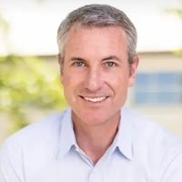 Quién es Andy Byron, el CEO captado infraganti en un recital