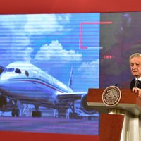 El "avión presidencial" regresó para cuidarlo mejor y promover la rifa, dice el presidente