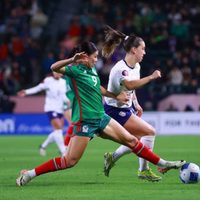 Selección Mexicana femenil de futbol logra histórico triunfo al vencer 2-0 a Estados Unidos (Videos)