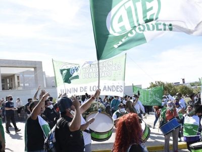 ATE denunció a diputados provinciales de cobrar "jubilaciones de privilegio"