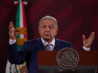 AMLO analiza demandar a abogado de García Luna: "no acepto que se ponga en duda mi honestidad"