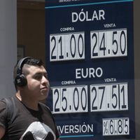El peso cierra semana con pérdida y se cotizó en 22.47 por dólar
