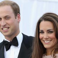 “Ya no hay amor”: La dura realidad que atormenta al Príncipe William y Kate, la Reina lo quiere ocul