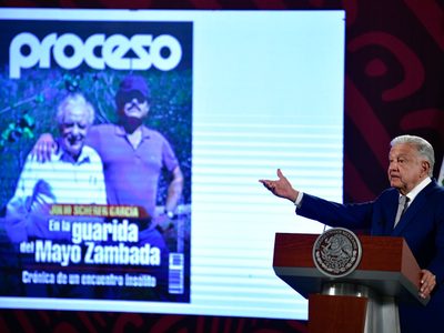 AMLO evoca entrevista de Julio Scherer al "Mayo" Zambada: "problema del narco envuelve a millones"