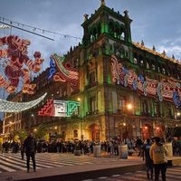 Los aspirantes a la Jefatura de Gobierno brillan... con luz de López Obrador