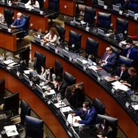 Oposición boicotea en el Senado la votación del "decretazo" sobre la revocación de mandato