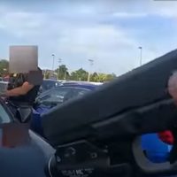 Difunden autoridades de Ohio video en el que un policía mata de un disparo a conductora embarazada