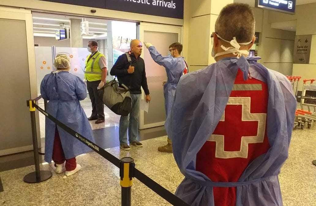 Asistencia y controles de la Cruz Roja. Fuente: (Twitter)