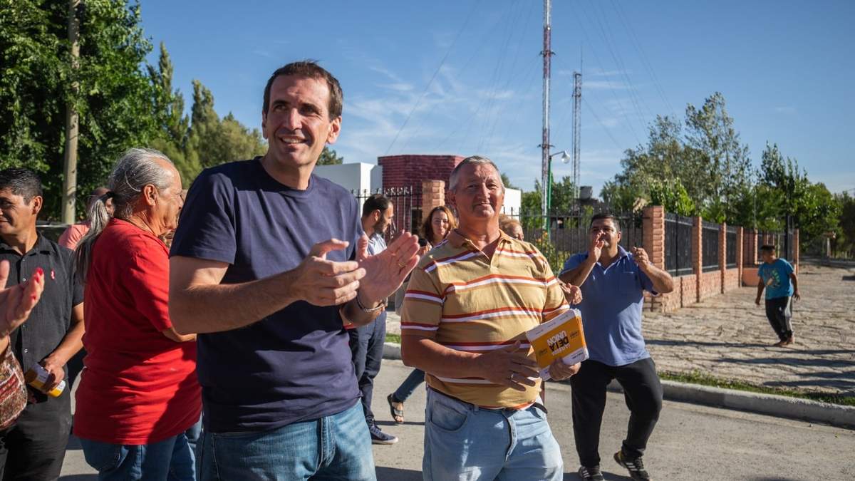 Pablo Cervi lanzó la candidatura de Walter Albornoz en Mariano Moreno. Fuente: (Prensa Pablo Cervi)