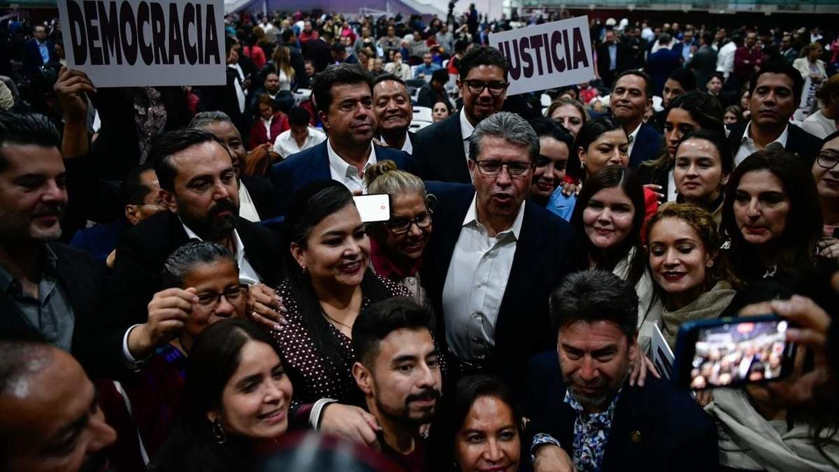 Sesión de diputados en la Magdalena Mixiuhca para aprobar la reforma judicial