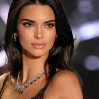 ¡Poderosa! Kendall Jenner recibe millones de me gusta como Dios la trajo al mundo