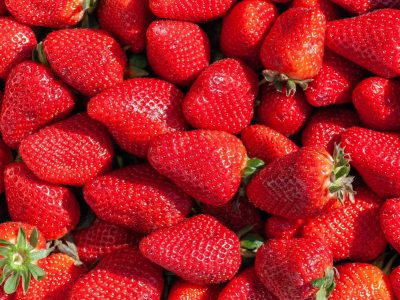 Seguro no lo sabías: el truco infalible para que las frutillas duren más tiempo en la heladera