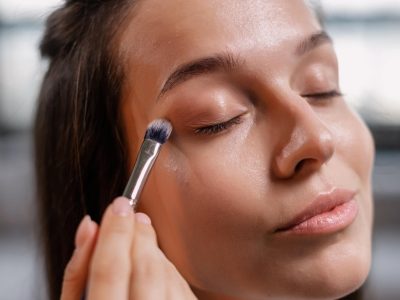Claves y secretos para que el maquillaje te dure mucho más