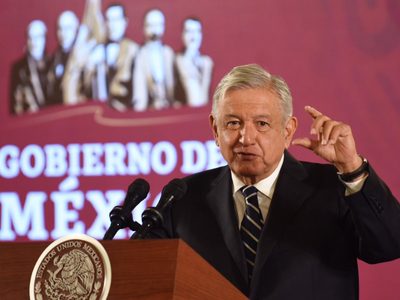 AMLO refrenda compromiso de pacificar al país y generar crecimiento de 4%