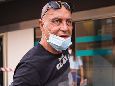 Kiko Matamoros se enfrenta a un tenso momento tras coincidir con Makoke en el teatro