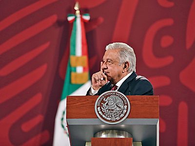 La salida del fiscal, entre el costo político para el presidente y la cárcel