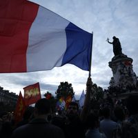Electorado francés da a izquierda más escaños que a ultraderecha, dejando al Parlamento estancado