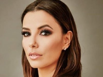¡Wow! El lomazo de Eva Longoria viene con escote incluido ¡Todo en su lugar!