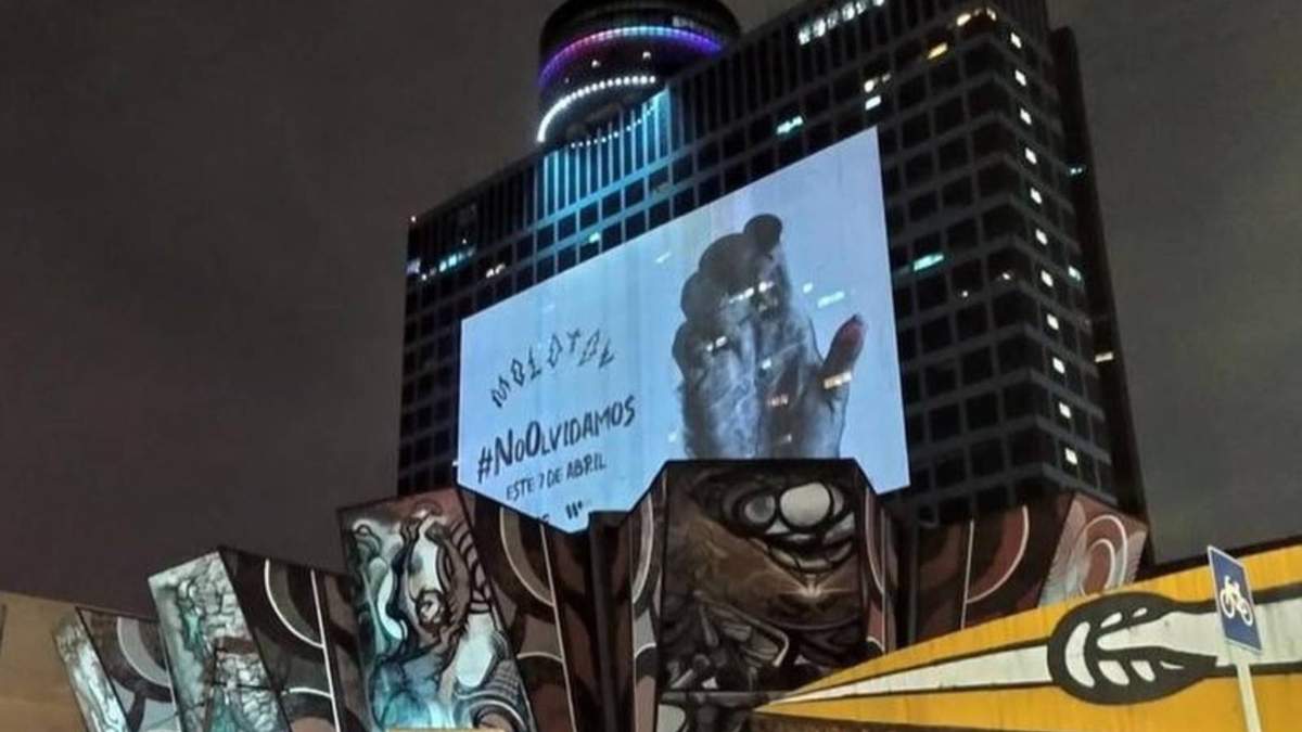 La portada del sencillo en el WTC