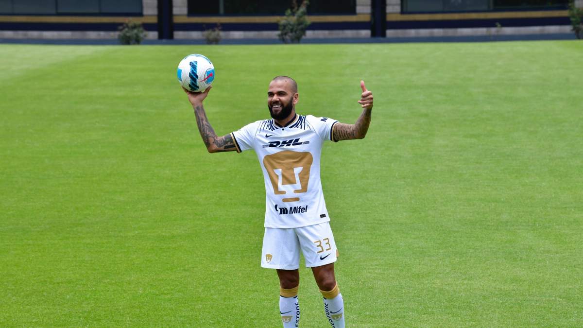 Dani Alves, exjugador de Pumas