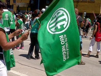 Desde la ATE denuncian que en Río Negro amenazan de un descuento a quienes paren el 8M