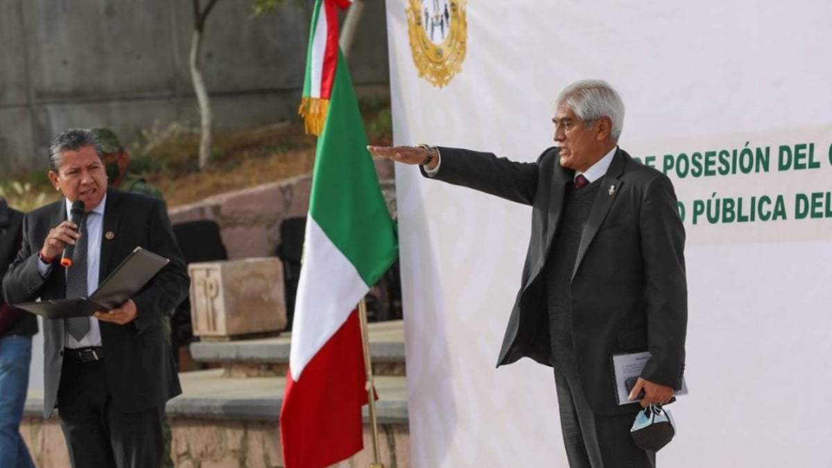 David Monreal toma protesta al general en retiro Adolfo Marín Marín