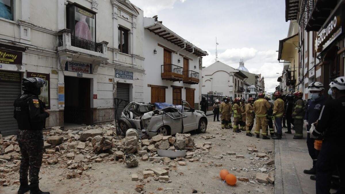 Sismo en Ecuador deja 4 muertos