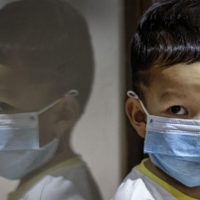 Coronavirus al ataque: ya hay casi 90 niños infectados en todo el país